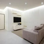 Apartament Luca Duomo Versace Mediolan