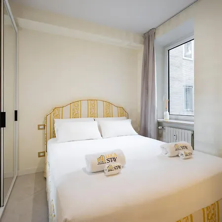 Apartment Luca Duomo Versace